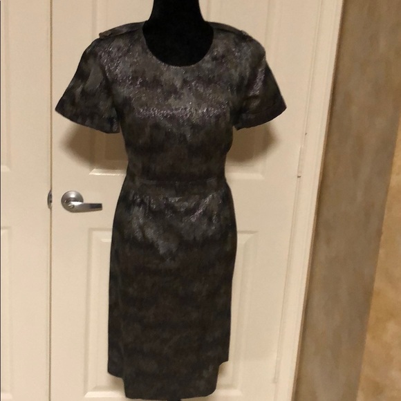 Burberry dress - Picture 2 of 14